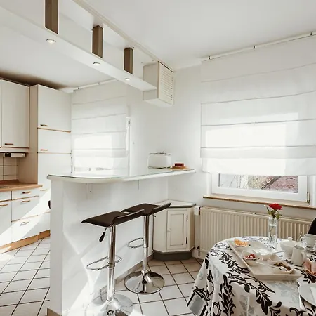 Ferienwohnung Rheda-Wiedenbrueck * Реда-Виденбрюк